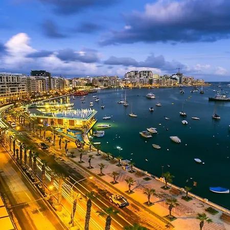 Lägenhet Promenade 3-bedroom, Steps From Ferry To Valletta By Malta Weekend Gzira