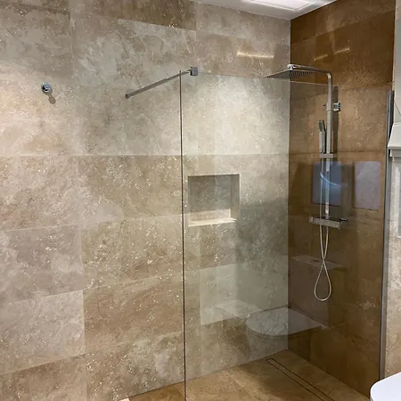 Promenade 3-bedroom, Steps From Ferry To Valletta By Malta Weekend