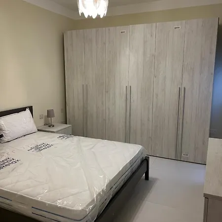 Promenade 3-bedroom, Steps From Ferry To Valletta By Malta Weekend Lägenhet Gzira