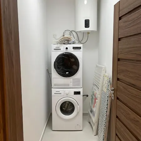 Promenade 3-bedroom, Steps From Ferry To Valletta By Malta Weekend Gzira